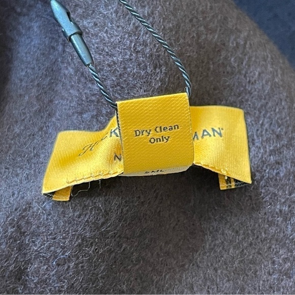 Hickey Freeman Solid Double Face Merino Wool Fringe Scarf Brown/Navy Reversible - Picture 10 of 16